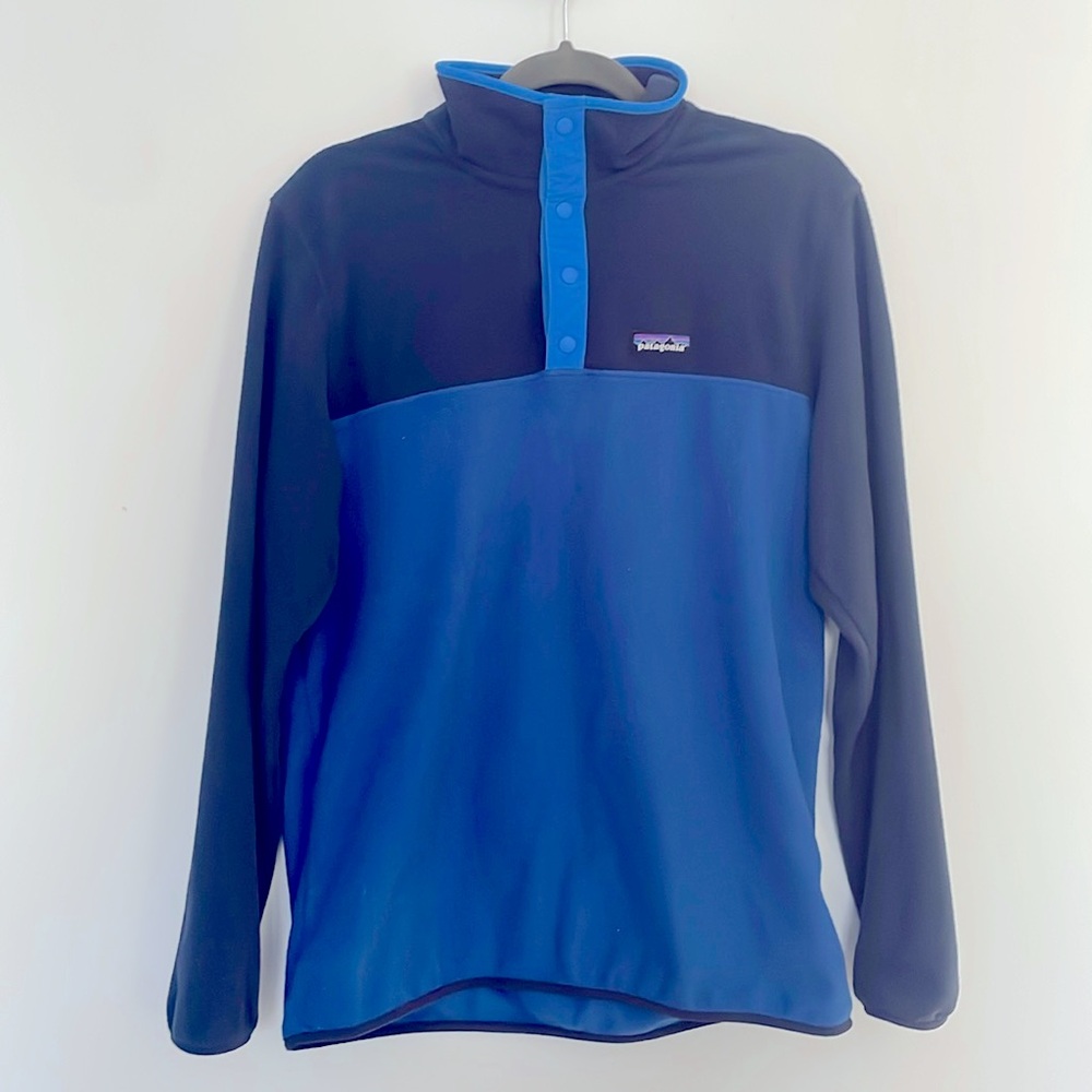 Patagonia light synchilla size medium. Gently used.